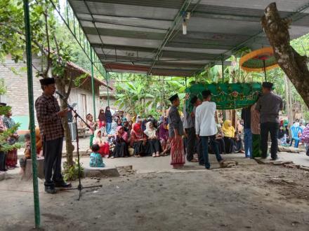 Pemerintah Desa Triharjo Kembali Menyerahkan Akta Kematian Simpati kepada Warga Dusun Jigudan